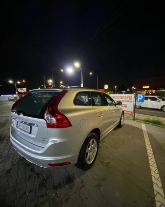 Volvo XC 60 cena 89000 przebieg: 190000, rok produkcji 2016 z Wrocław małe 67